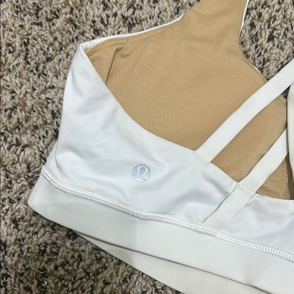 Women's White Crisscross Sports Bra - Picture 4 of 4